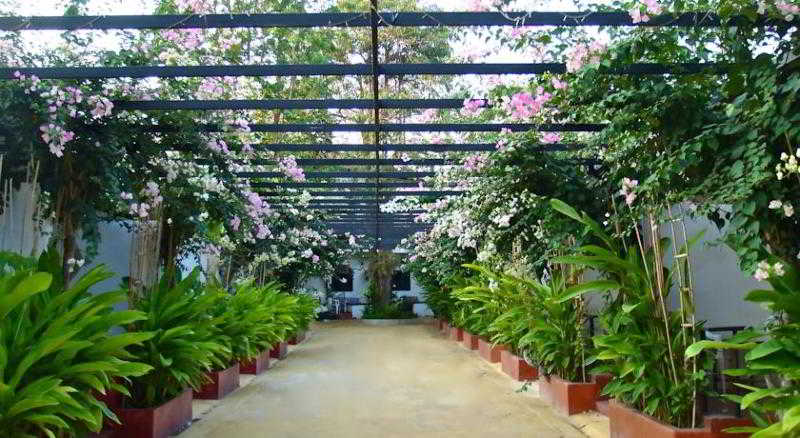 בית מלון כפרי Amara Resort Hua Hin