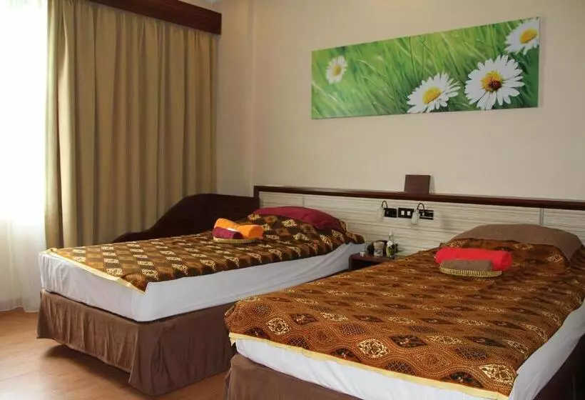 בית מלון כפרי Angkasa Garden