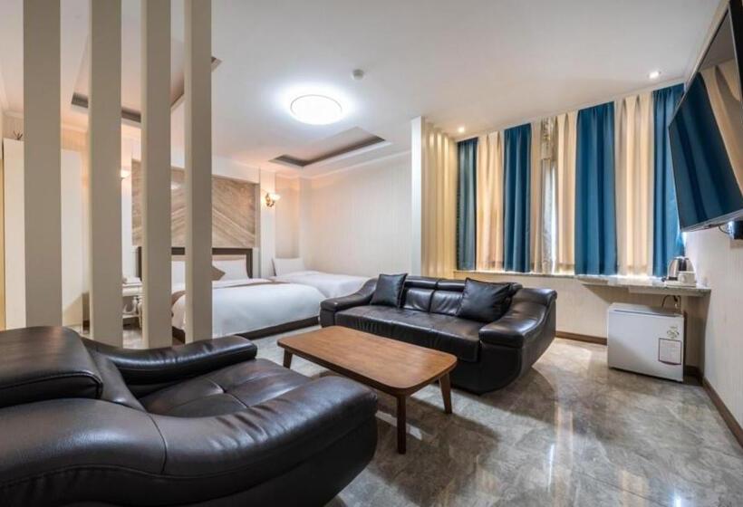 فندق Ansan Seowon Tourist