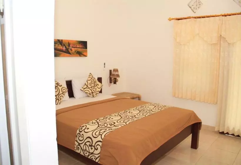 Отель Balangan Cottage