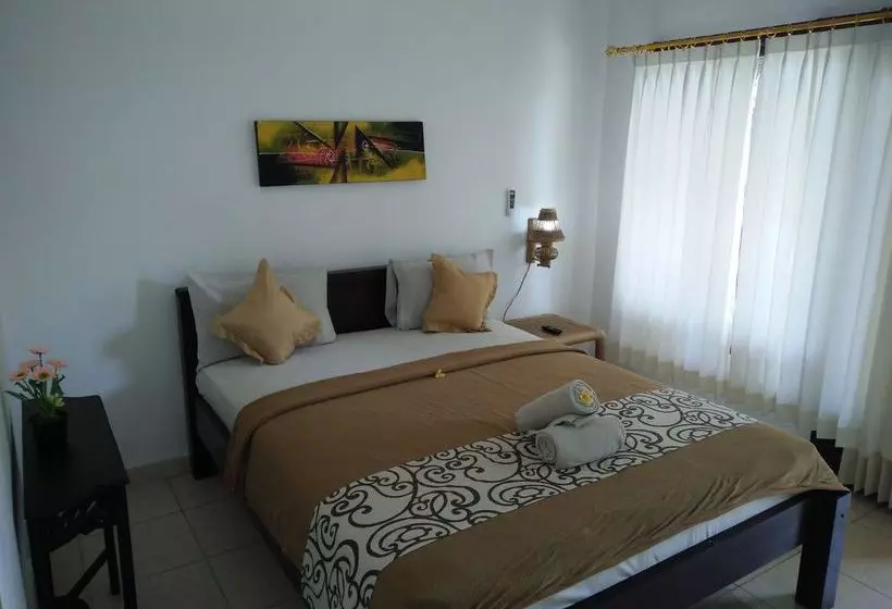 Отель Balangan Cottage