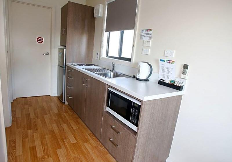 Отель Big4 Hobart Airport Tourist Park