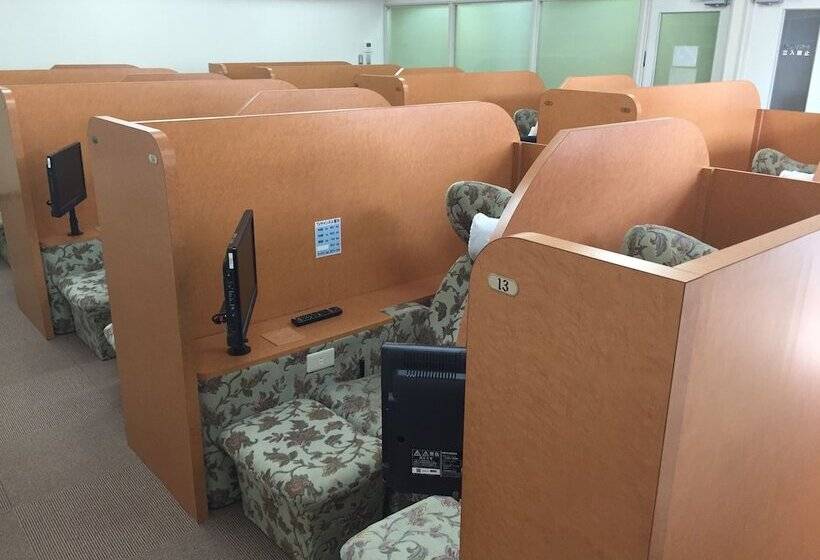 בית מלון כפרי Capsule&spa Grand Sauna Hiroshima