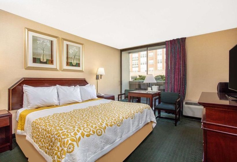 فندق Days Inn By Wyndham College Park