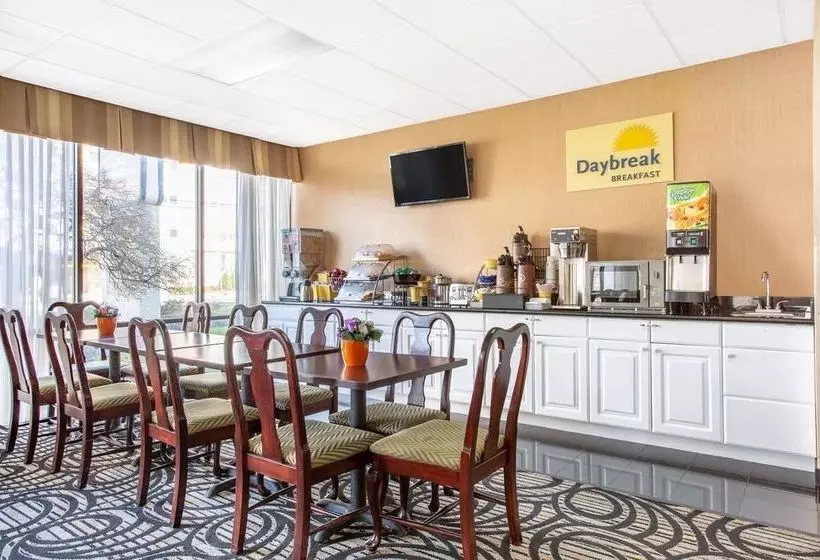 ホテル Days Inn By Wyndham College Park