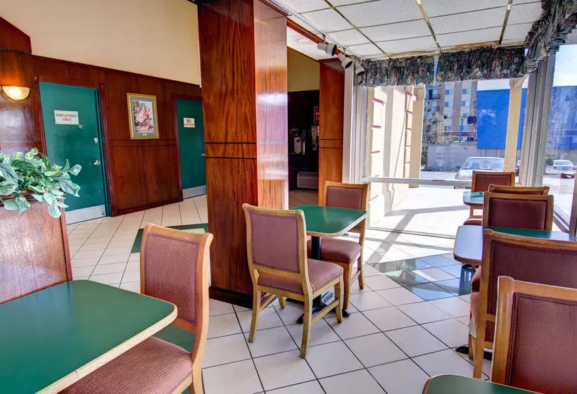 호텔 Econo Lodge Takoma Park