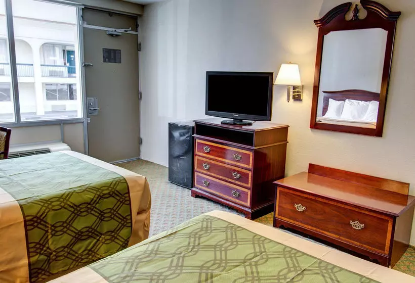 호텔 Econo Lodge Takoma Park