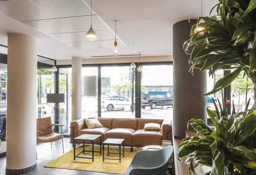 هتل Ibis Marne La Vallée Val D'europe