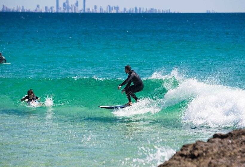 בית מלון כפרי Kirra Beach Tourist Park