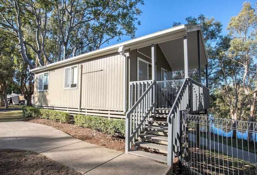 בית מלון כפרי Kirra Beach Tourist Park