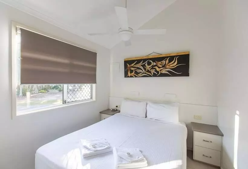 בית מלון כפרי Kirra Beach Tourist Park