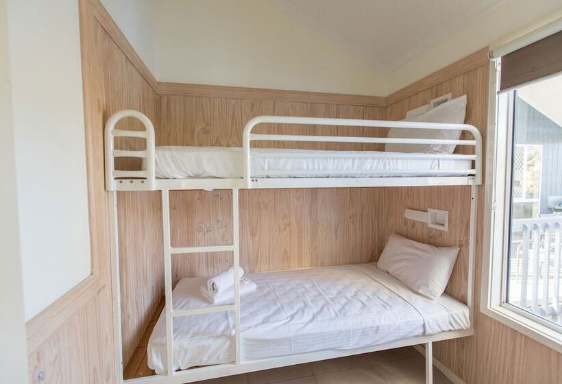 בית מלון כפרי Kirra Beach Tourist Park