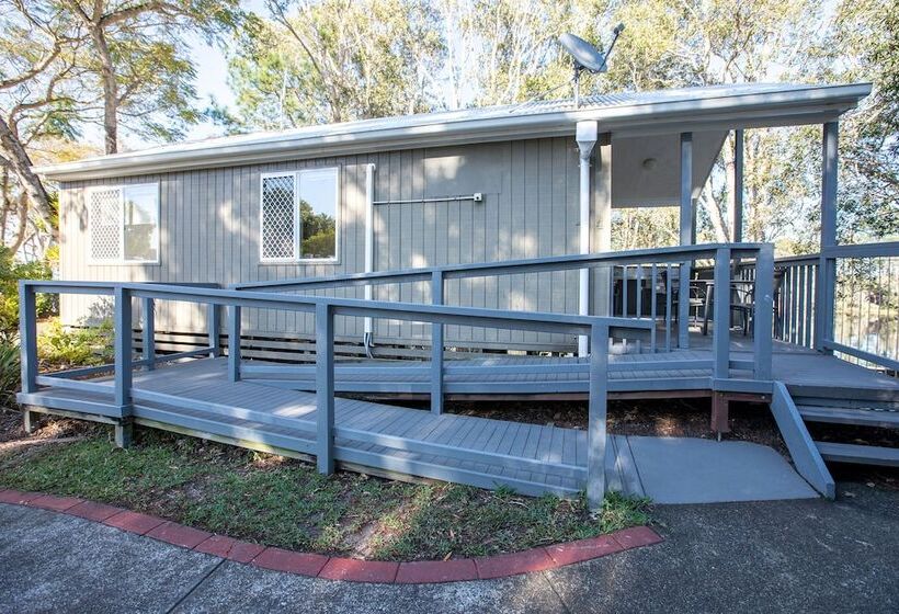 בית מלון כפרי Kirra Beach Tourist Park