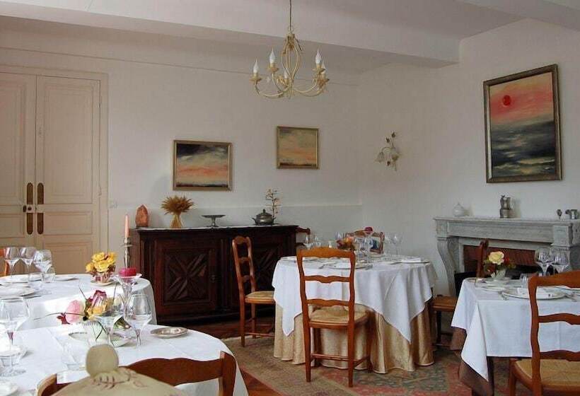 ホテル La Maison D'antan