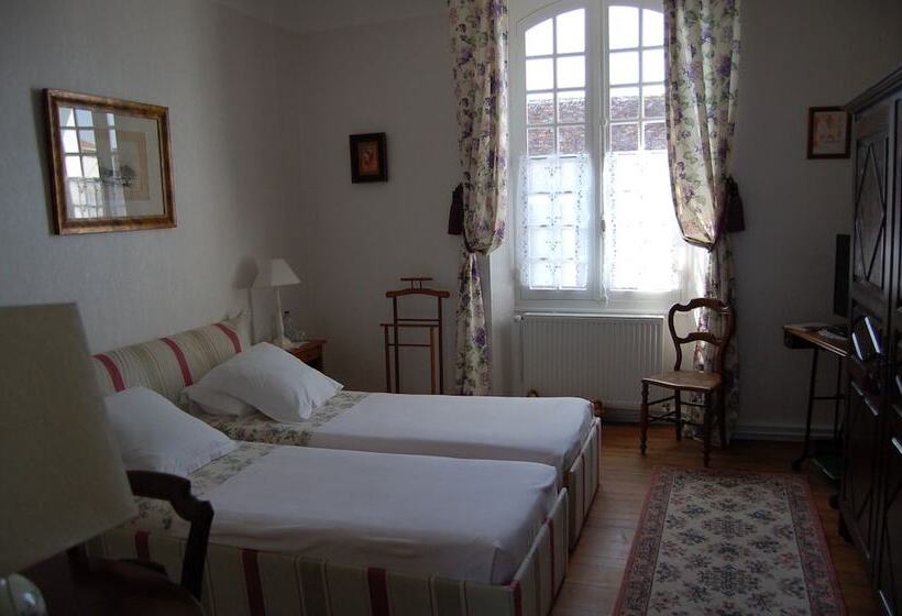 ホテル La Maison D'antan