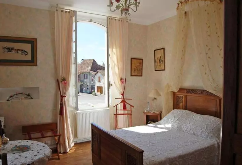 ホテル La Maison D'antan