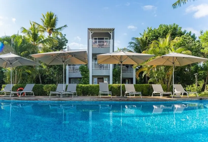 هتل Mon Choisy Beach R
