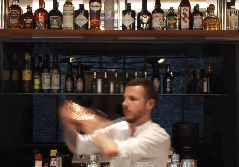 Renaissance Paris Republique Hotel & Spa