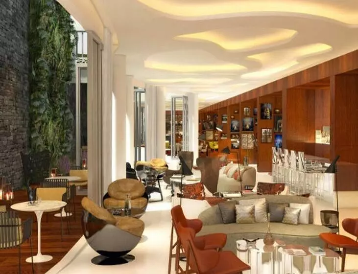 Renaissance Paris Republique Hotel & Spa