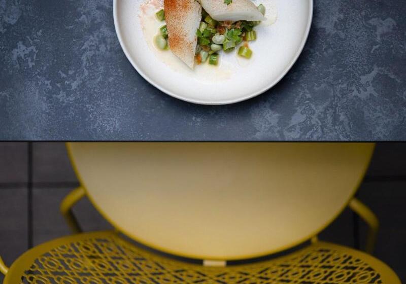 Renaissance Paris Republique Hotel & Spa