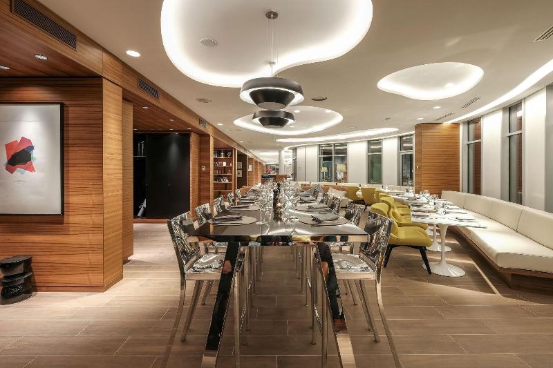 Renaissance Paris Republique Hotel & Spa