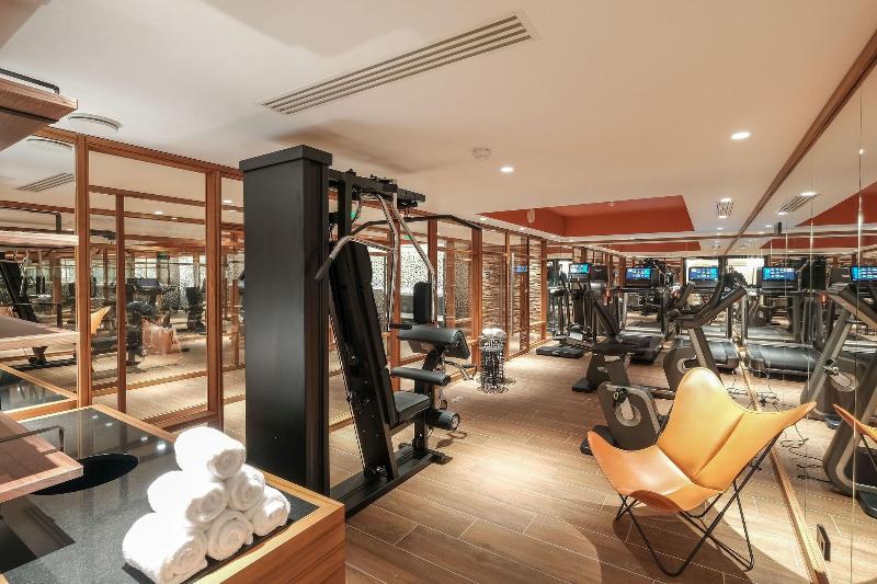 Renaissance Paris Republique Hotel & Spa