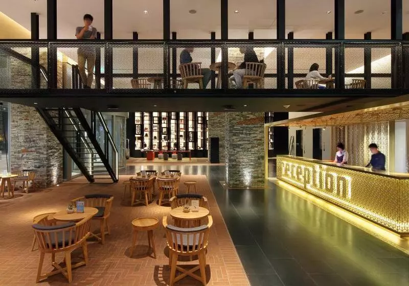 هتل The Place Tainan