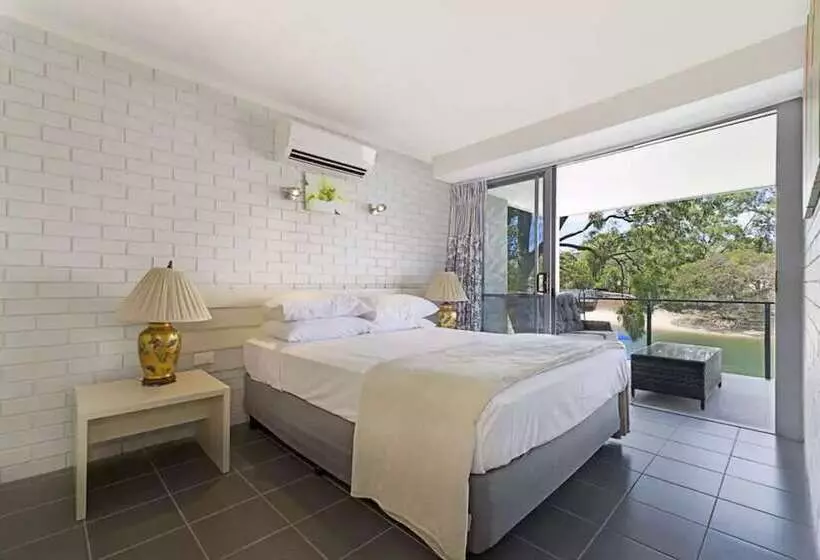 Jacaranda Noosa
