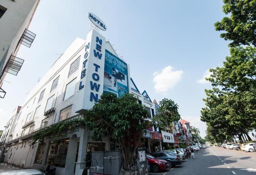 בית מלון כפרי Zamburger Sunway Mentari