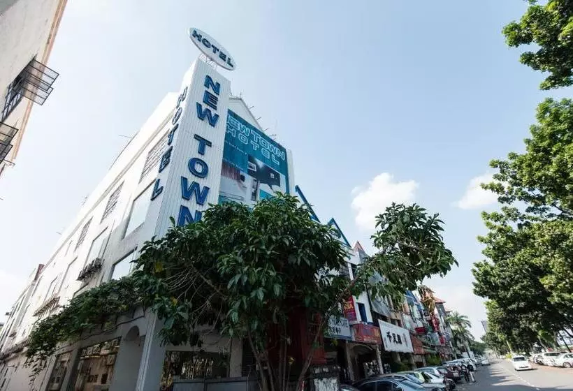 هتل Zamburger Sunway Mentari