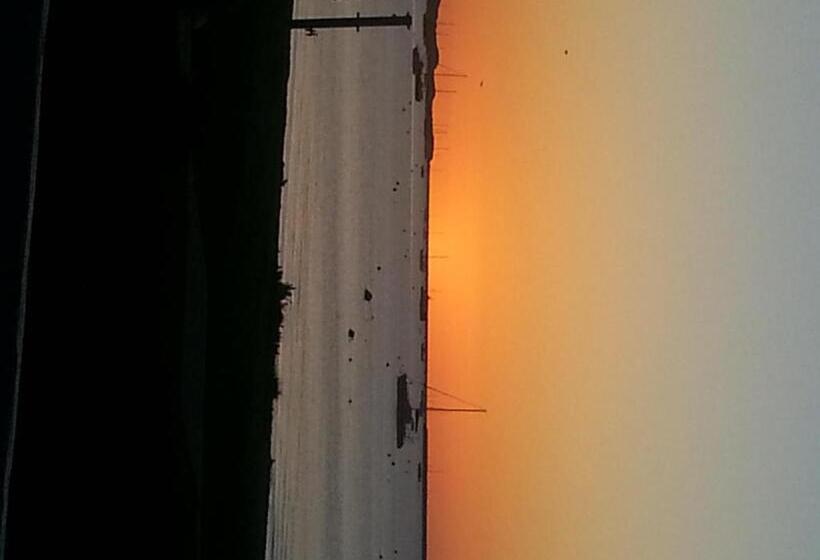 بنسيون Anchorage Guest House And Selfcontained Accommodation