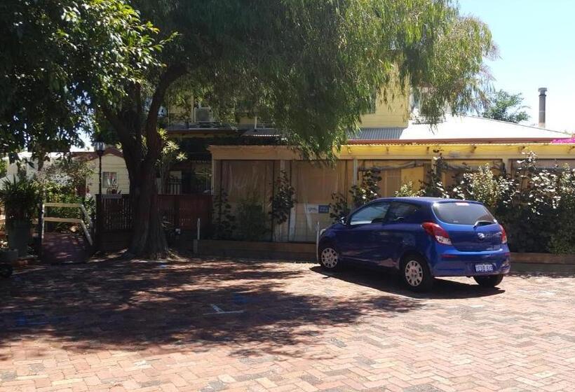 펜션 Anchorage Guest House And Selfcontained Accommodation