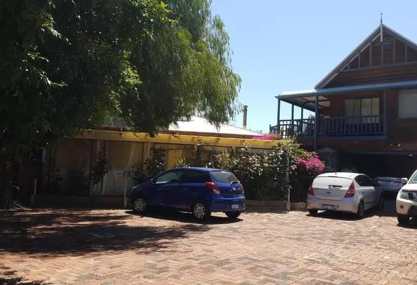 بنسيون Anchorage Guest House And Selfcontained Accommodation