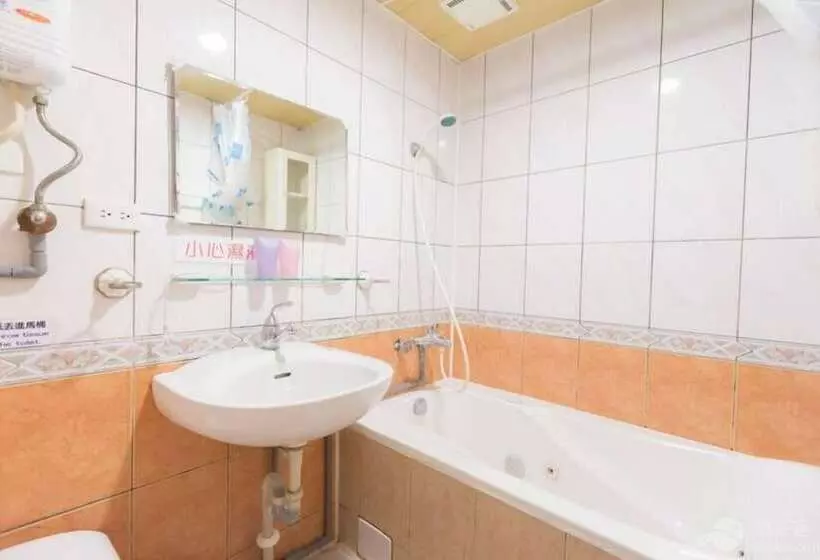 پانسیون Mb House