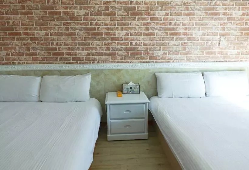 پانسیون Mb House