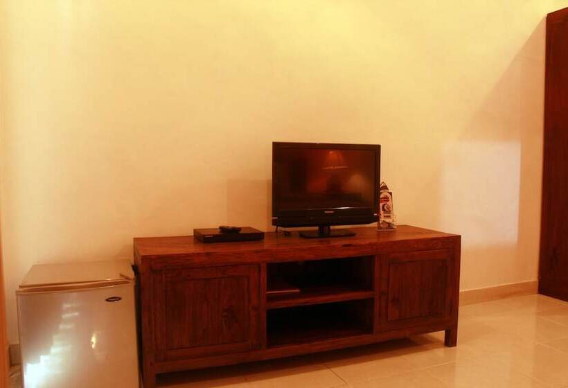 פנסיון Premier Surf Camp