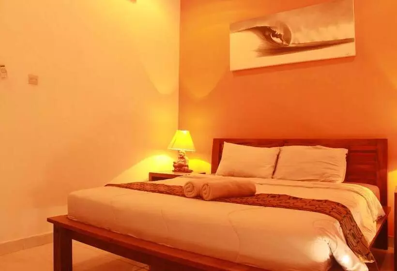 پانسیون Premier Surf Camp