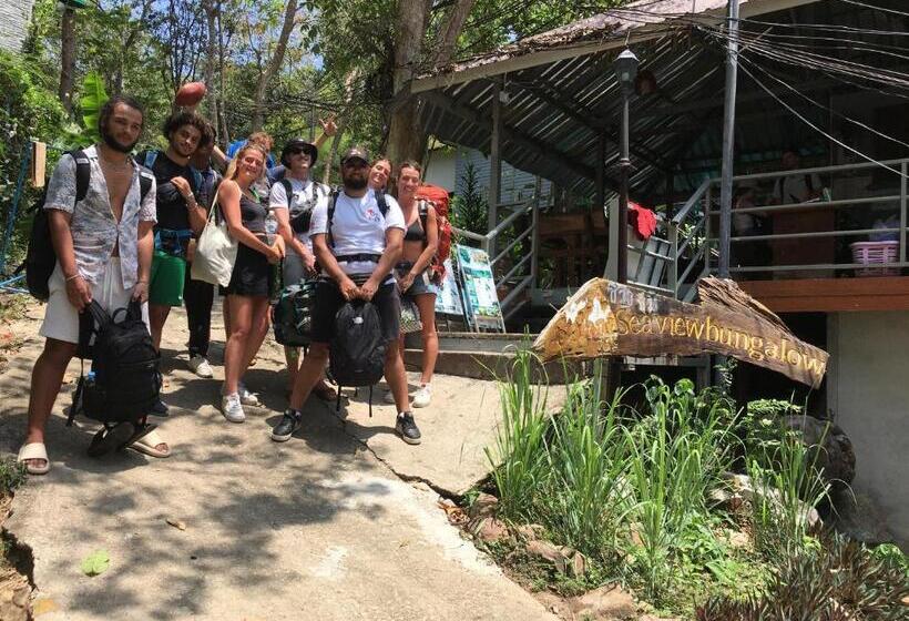 פנסיון Sea View Bungalow