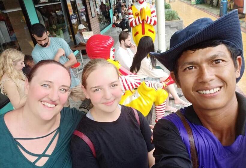 פנסיון Sea View Bungalow