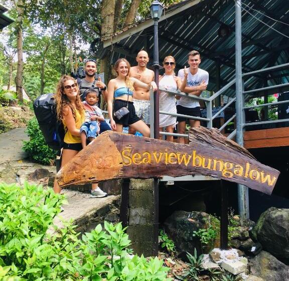 פנסיון Sea View Bungalow