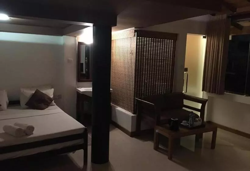 بنسيون Silvikris Villa