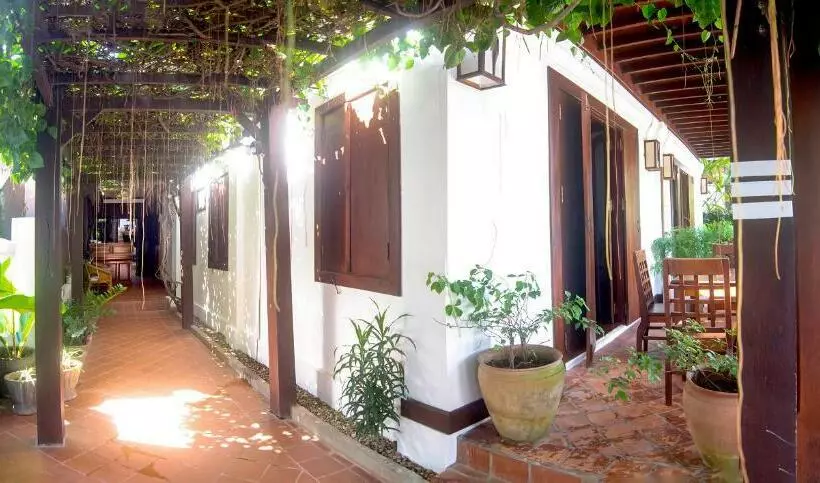 پانسیون Villa Khili Namkhan