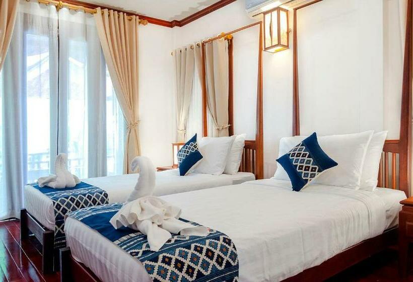 פנסיון Villa Khili Namkhan