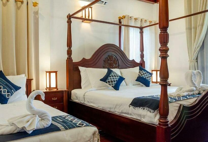 פנסיון Villa Khili Namkhan