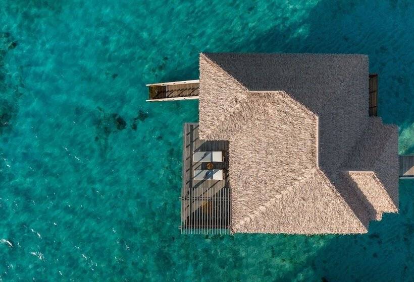 Szálloda Barceló Whale Lagoon Maldives