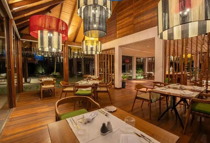 هتل Meliá Whale Lagoon Maldives