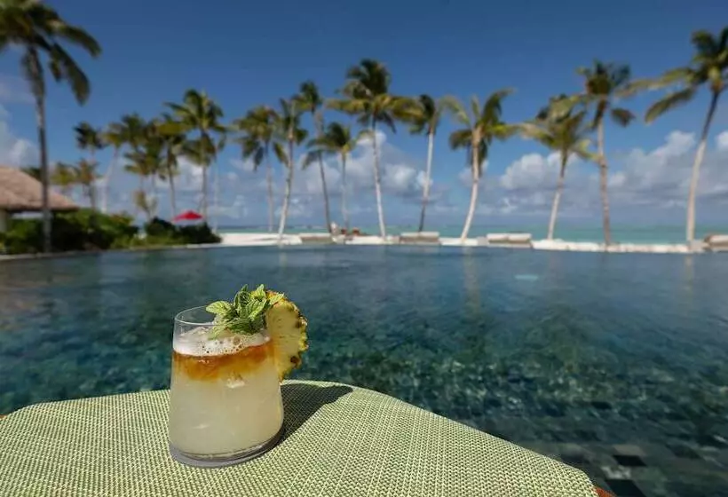 هتل Meliá Whale Lagoon Maldives
