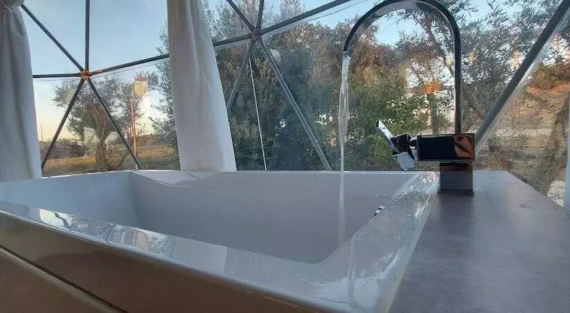 Maaseutuhotelli Glamping Skies   Adults Only