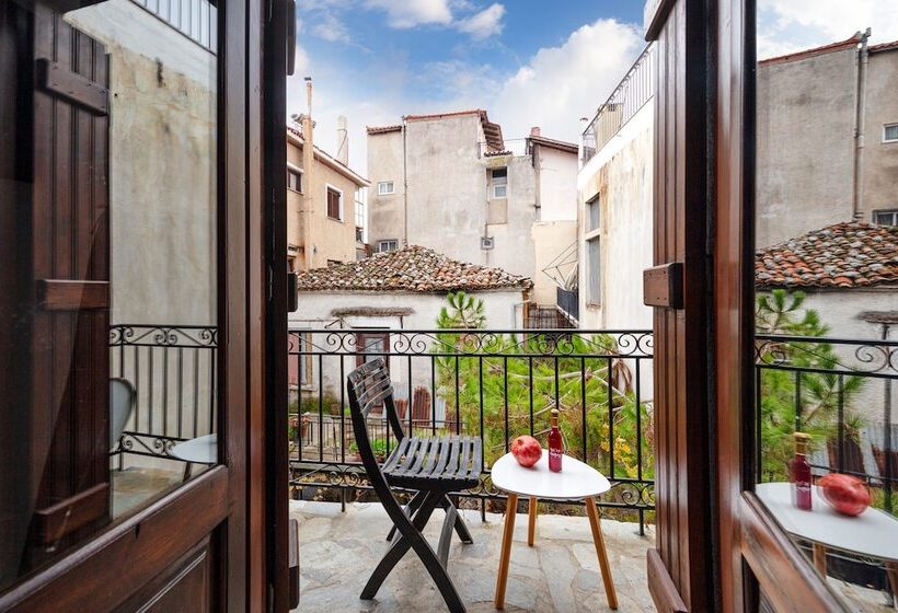 פנסיון White Hills Suites & Spa