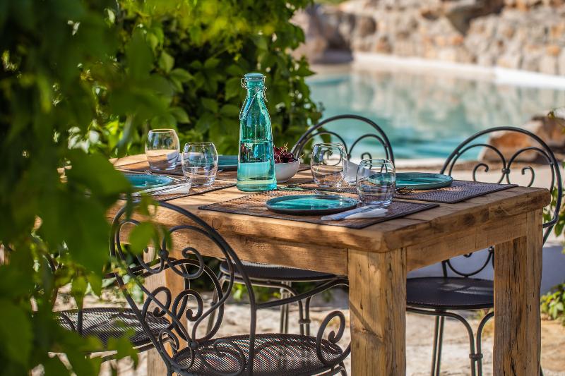 تختخواب و صبحانه Trulli Terra Magica